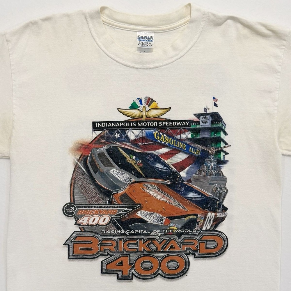 Vintage Y2K Brickyard 400 Indianapolis NASCAR T-Shirt White L Gildan Graphic Tee